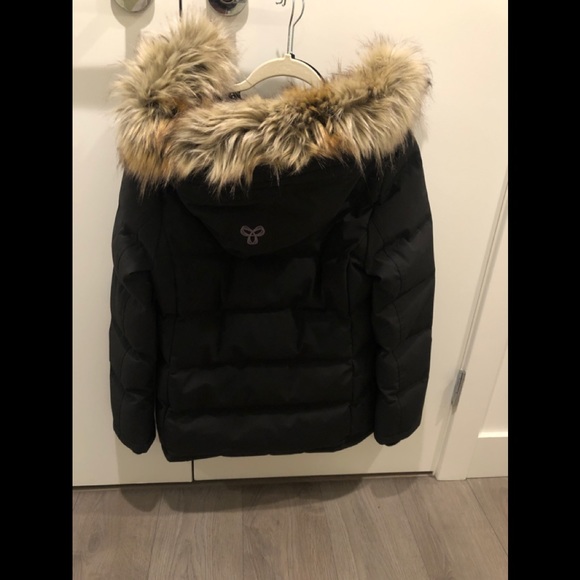 *SOLD* NWOT TNA Powder Parka - Picture 4 of 5